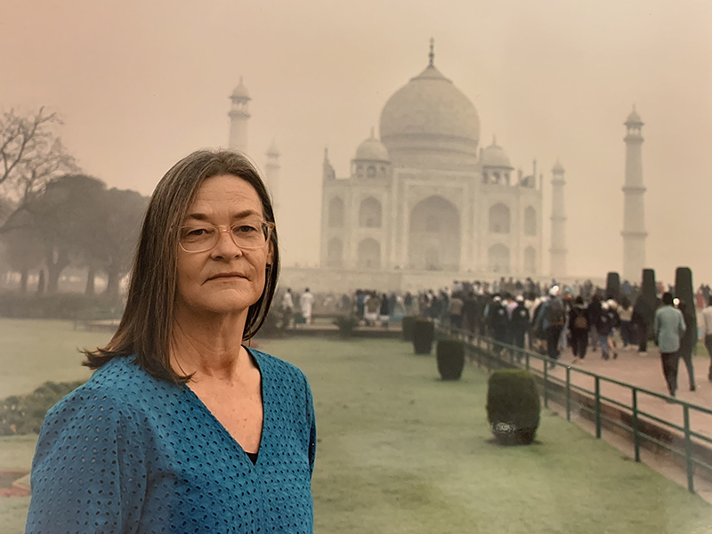 Women in front of the Taj Mahal.