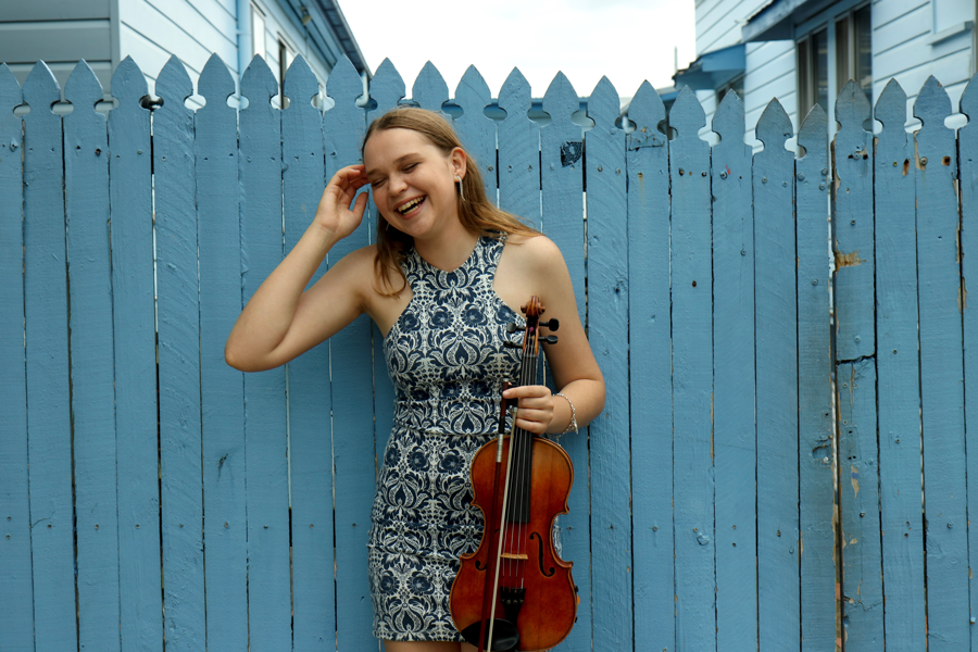 New Colombo Plan scholar Julia Hill with her violin