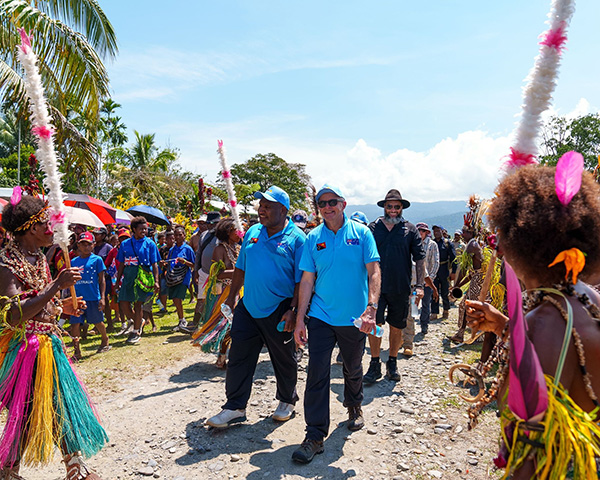 Prime Minister Albanese and Papua New Guinea’s Prime Minister Marape walked part of the Kokoda Track