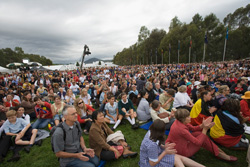 Crowds gathered at National Apology