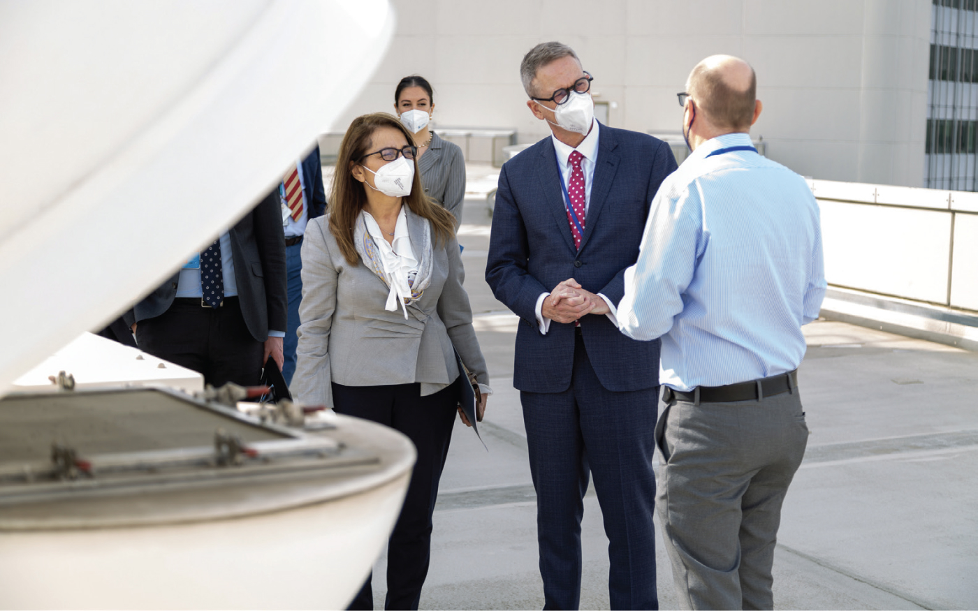 Director General ASNO, Dr Geoffrey Shaw, received a briefing on CTBT radionuclide detection equipment (in foreground) in Vienna. (Image courtesy of CTBTO)