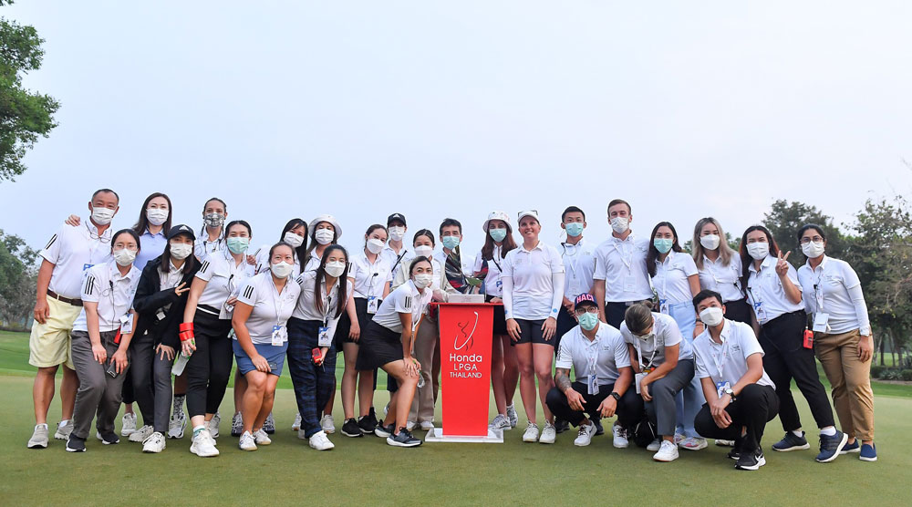 Group photo of attendees at the Honda LPGA Classic.