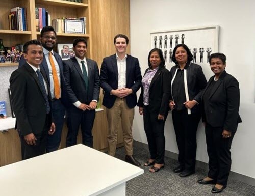 Six CFP delegates from Sri Lanka with The Hon Tim Watts MP, Assistant Minister for Foreign Affairs, standing in the middle.